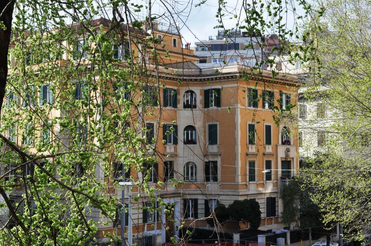 Trastevere Boulevard Rome Exterior photo
